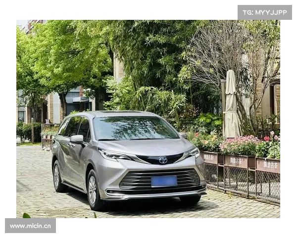 一代经典MPV再难超越,这辆报价22万的丰田塞纳“瑕疵车”能买吗 一代经典MPV再难超越,这辆报价22万的丰田塞纳“瑕疵车”能买吗
